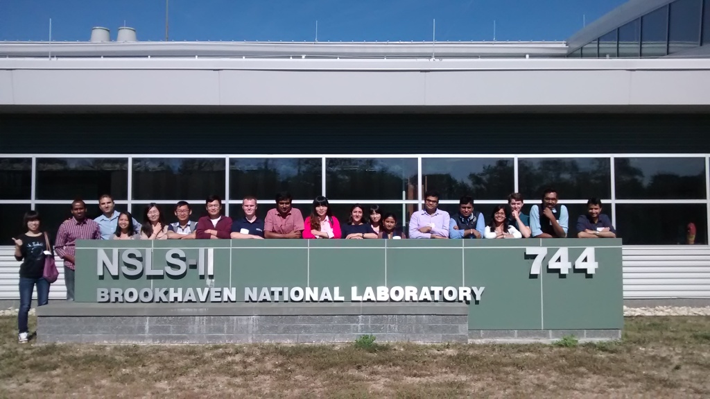 UConn Materials Research Society members outside of the Brookhaven National Synchrotron Light Source (NSLS) II